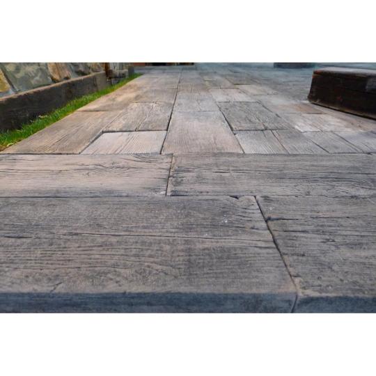 FS _2 autobeallo beton burkolat vasuti talpfa utanzat kertepites.jpg